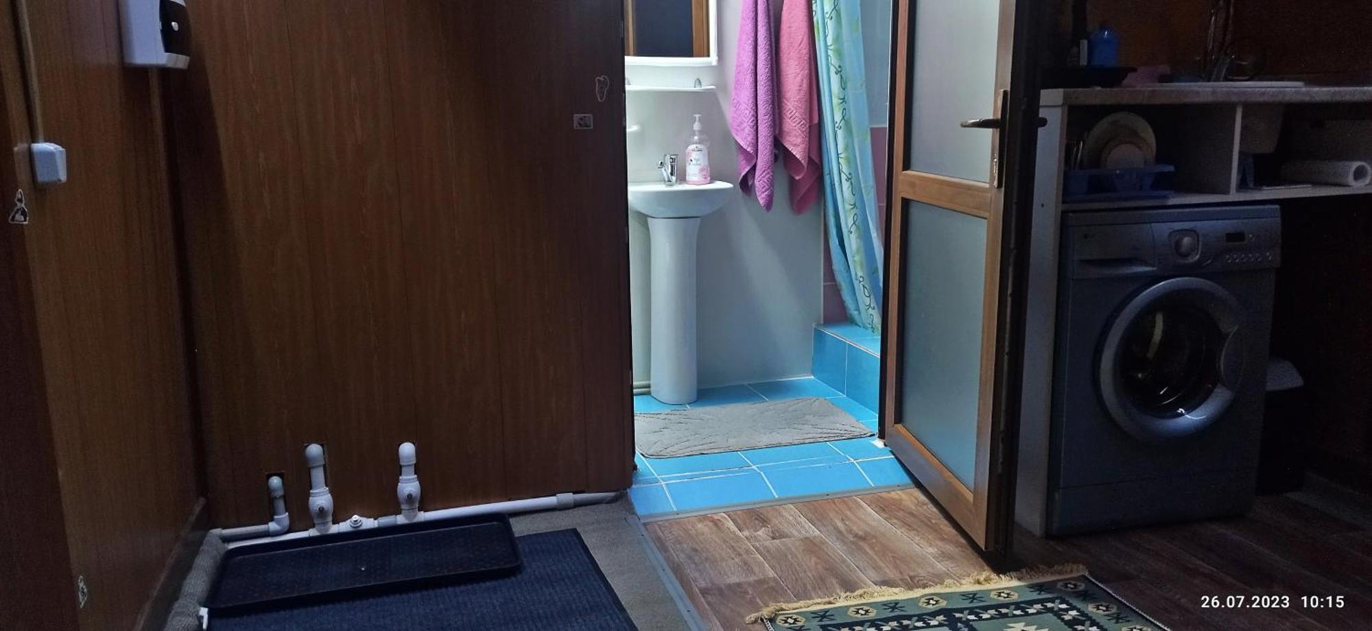 Apartment In A Guest House الماتي المظهر الخارجي الصورة