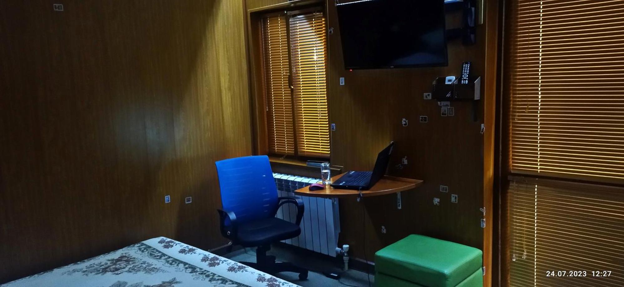 Apartment In A Guest House الماتي المظهر الخارجي الصورة